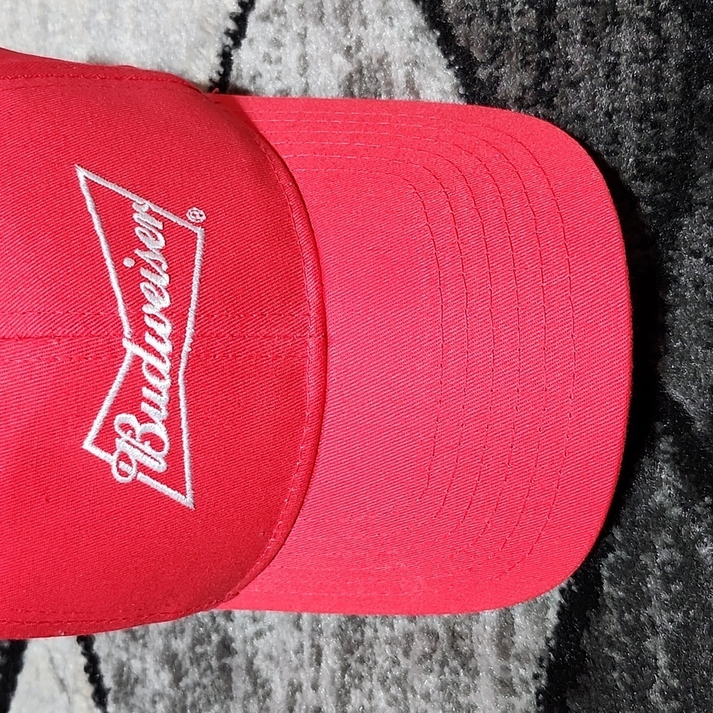 BUDWEISER RED EMBROIDERED SNAP-BACK NWOT CAP HAT - Picture 3 of 12